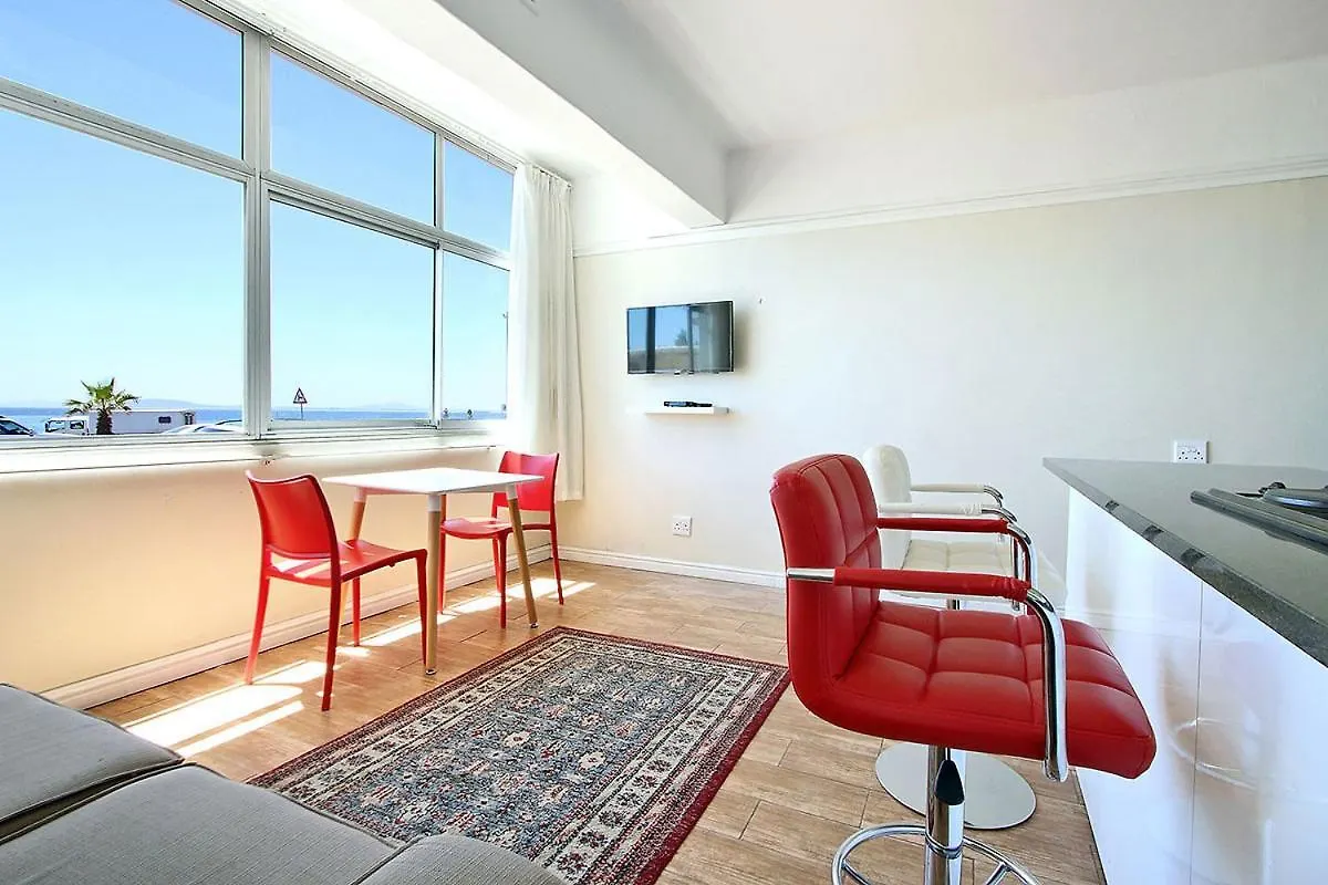 Sandringham 01 Sea-Facing Ground-Floor Apartment Cape Town