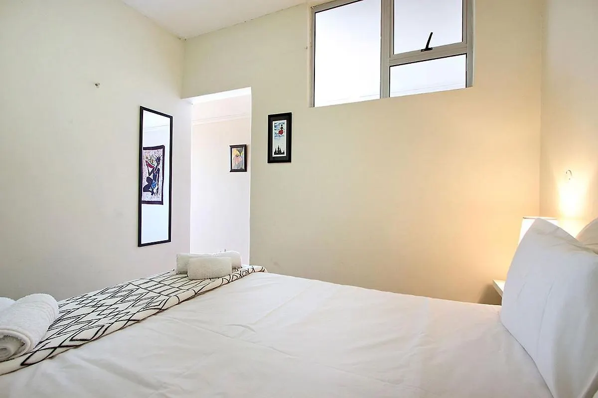 Sandringham 01 Sea-Facing Ground-Floor Apartment Cape Town